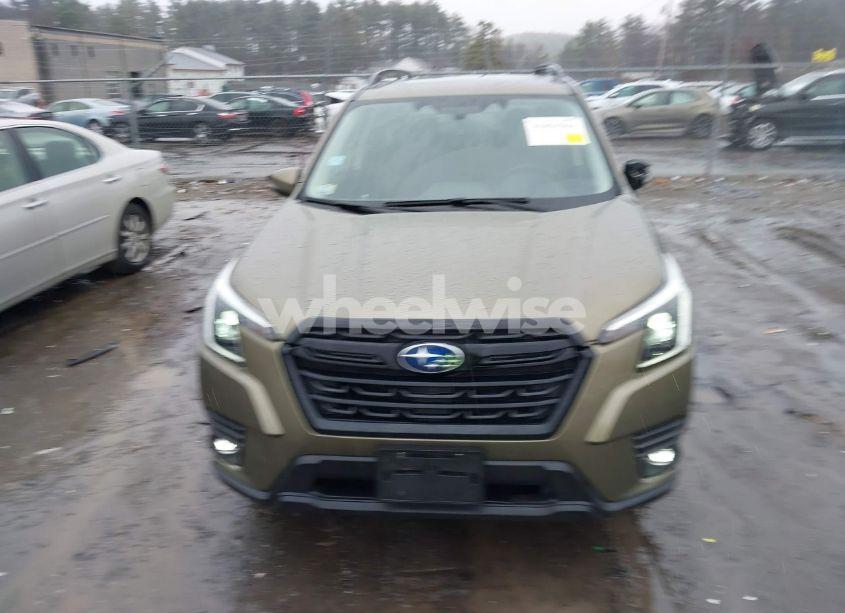 Photo 12 of 2024 Subaru Forester LIMITED (VIN JF2SKALC6RH425883)