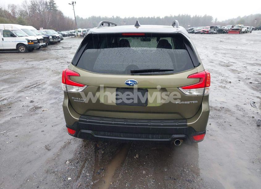 Photo 16 of 2024 Subaru Forester LIMITED (VIN JF2SKALC6RH425883)