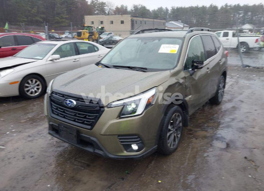 Photo 2 of 2024 Subaru Forester LIMITED (VIN JF2SKALC6RH425883)