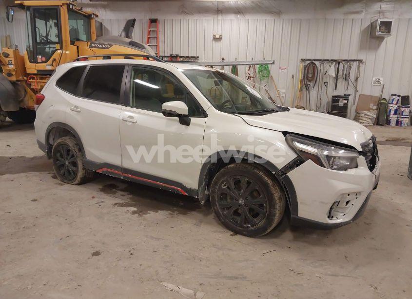 2020 Subaru Forester SPORT (VIN JF2SKALC9LH418918) main photo