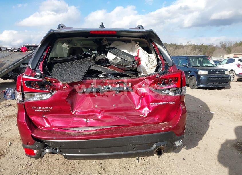 Photo 16 of 2024 Subaru Forester LIMITED (VIN JF2SKALCXRH472365)