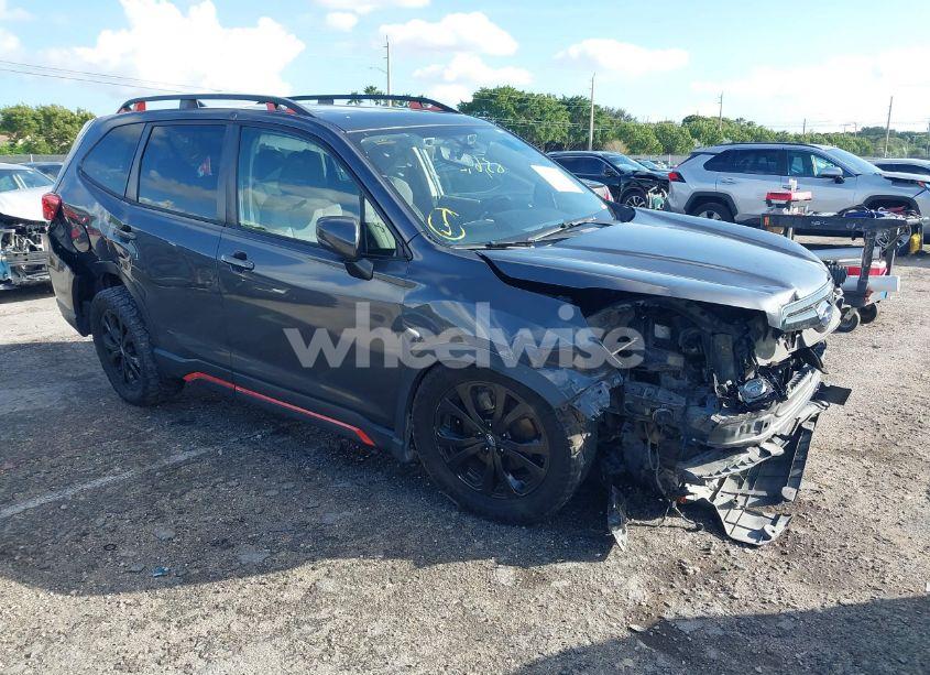 2020 Subaru Forester SPORT (VIN JF2SKAMC1LH439499) main photo