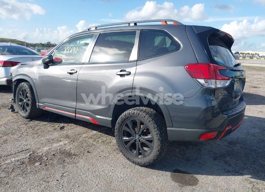Photo 3 of 2020 Subaru Forester SPORT (VIN JF2SKAMC1LH439499)