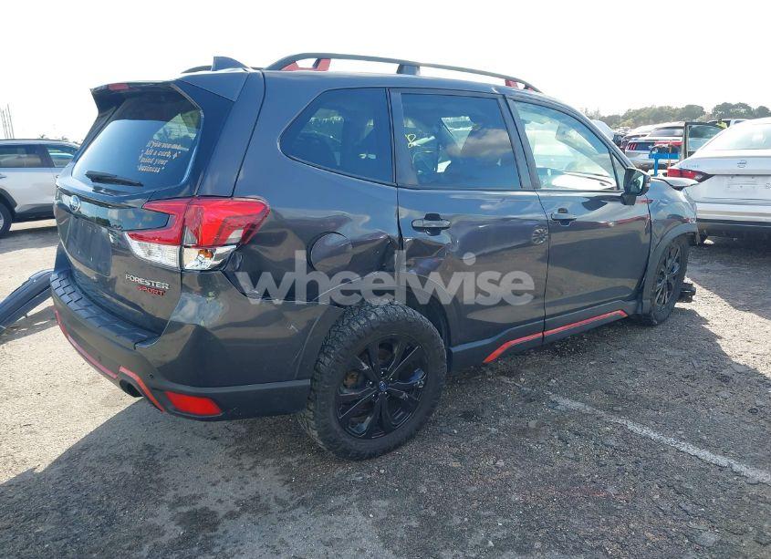 Photo 4 of 2020 Subaru Forester SPORT (VIN JF2SKAMC1LH439499)