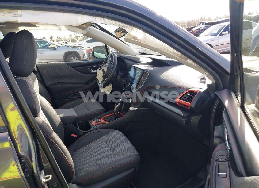 Photo 5 of 2020 Subaru Forester SPORT (VIN JF2SKAMC1LH439499)