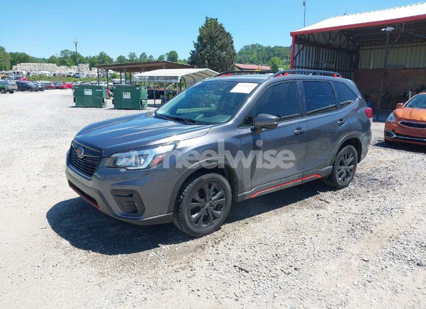 Photo 2 of 2020 Subaru Forester SPORT (VIN JF2SKAMC2LH483950)