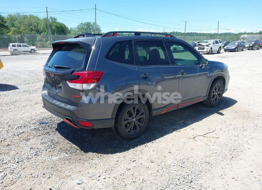 Photo 4 of 2020 Subaru Forester SPORT (VIN JF2SKAMC2LH483950)