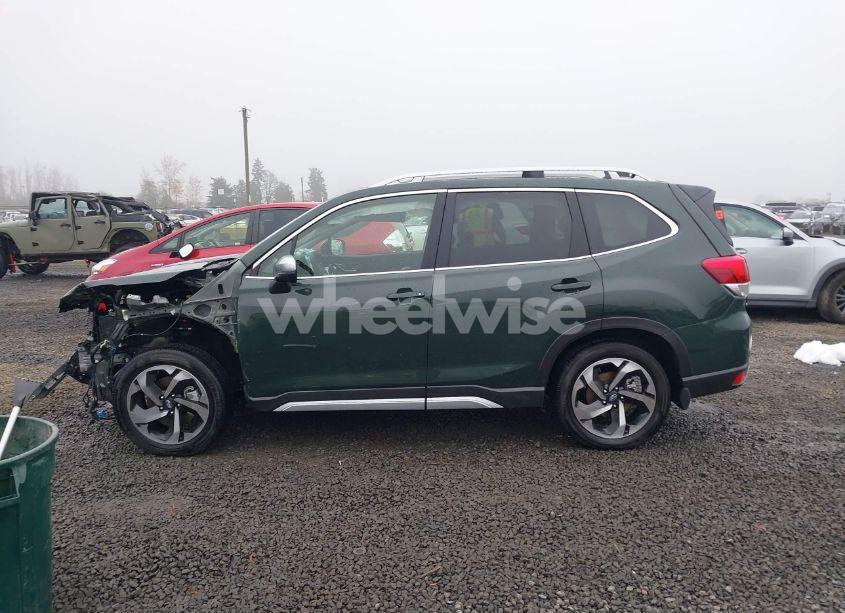 Photo 15 of 2024 Subaru Forester TOURING (VIN JF2SKAMC2RH512887)