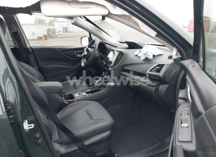 Photo 5 of 2024 Subaru Forester TOURING (VIN JF2SKAMC2RH512887)