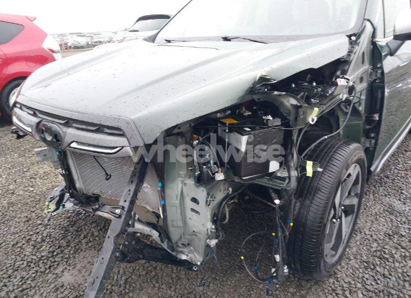 Photo 6 of 2024 Subaru Forester TOURING (VIN JF2SKAMC2RH512887)