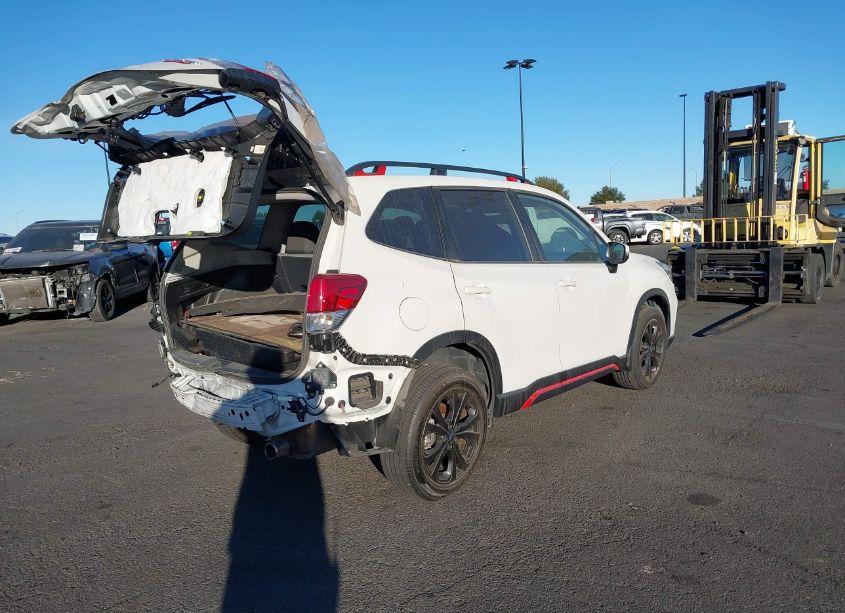 Photo 4 of 2020 Subaru Forester SPORT (VIN JF2SKAMC3LH475050)