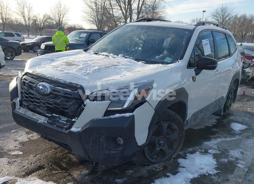 Photo 2 of 2022 Subaru Forester WILDERNESS (VIN JF2SKAMC4NH440391)