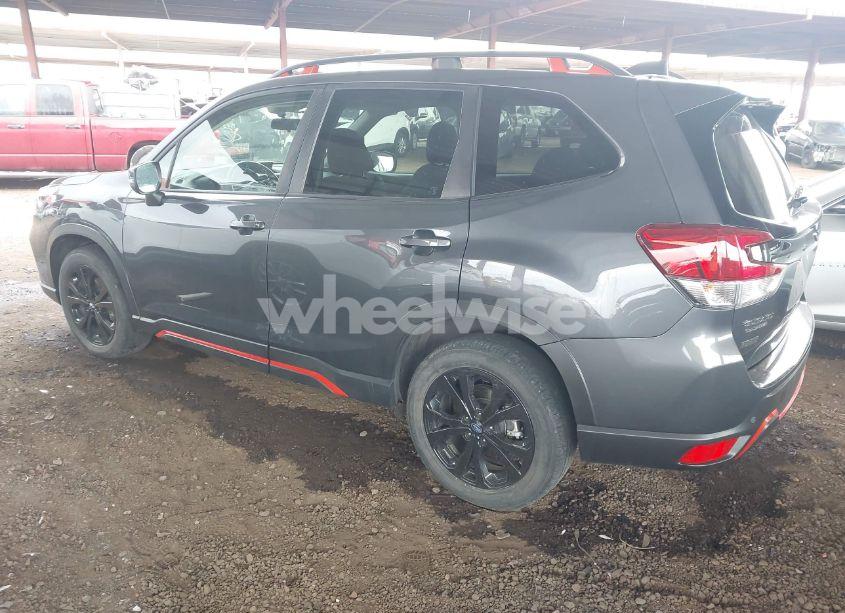 Photo 3 of 2020 Subaru Forester SPORT (VIN JF2SKAMC6LH609873)