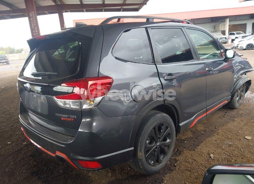 Photo 4 of 2020 Subaru Forester SPORT (VIN JF2SKAMC6LH609873)