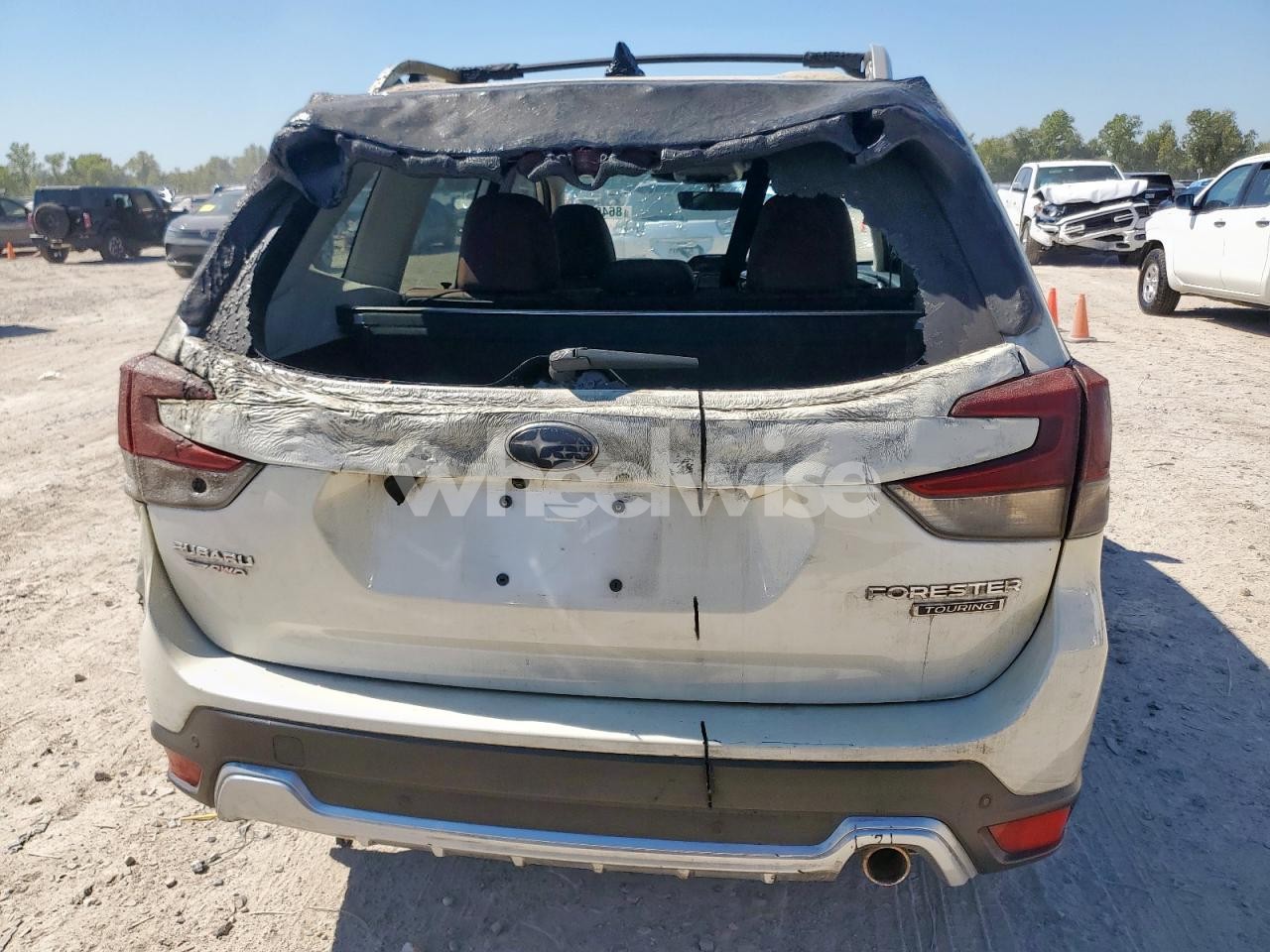 Photo 6 of 2024 SUBARU FORESTER TOURING (VIN JF2SKAMC7RH516157)