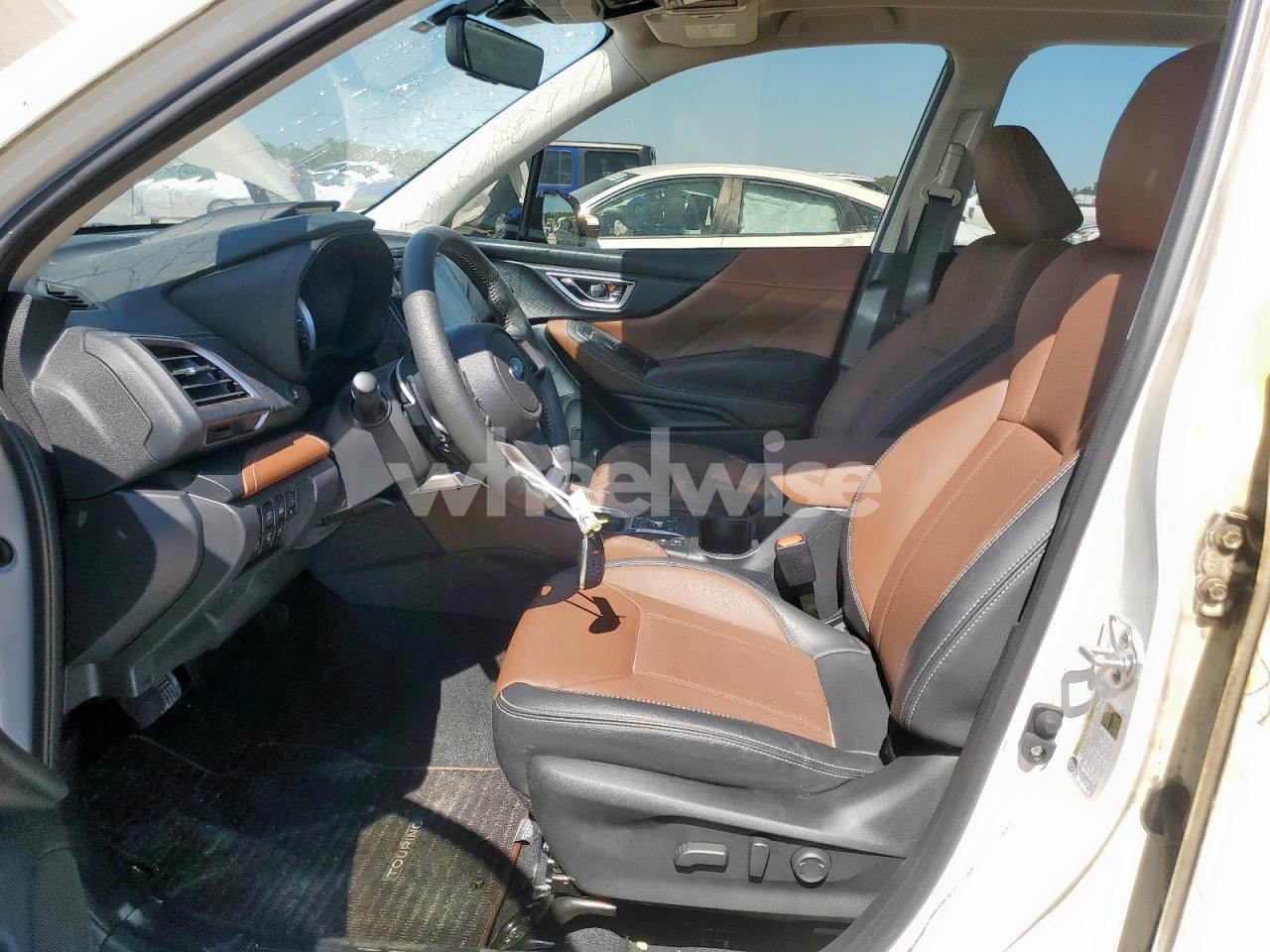 Photo 7 of 2024 SUBARU FORESTER TOURING (VIN JF2SKAMC7RH516157)