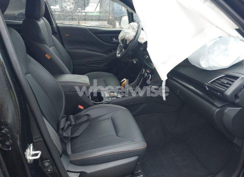 Photo 5 of 2022 Subaru Forester WILDERNESS (VIN JF2SKAMC8NH437865)