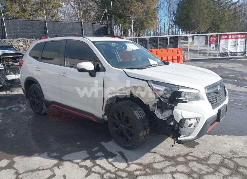 2020 Subaru Forester SPORT (VIN JF2SKAMC9LH601458) main photo