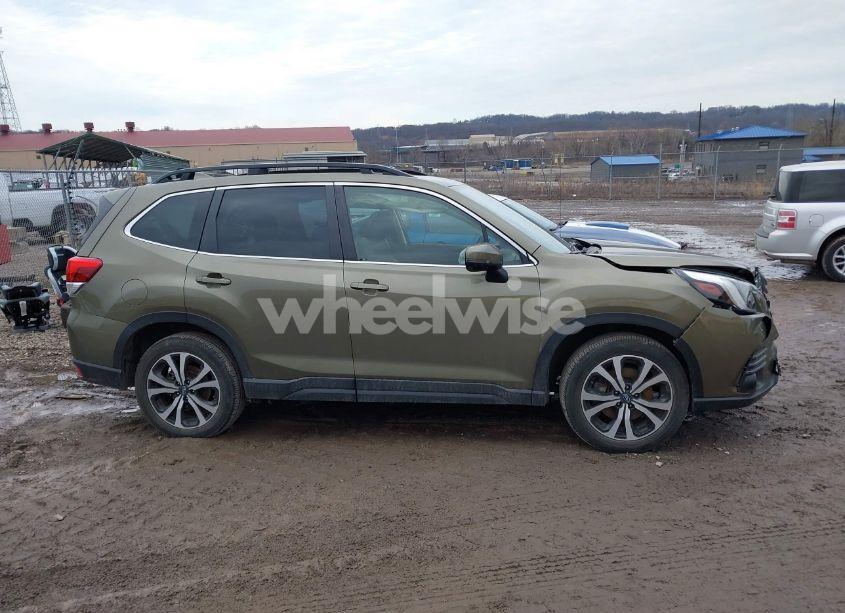 Photo 13 of 2022 Subaru Forester LIMITED (VIN JF2SKANC0NH462984)