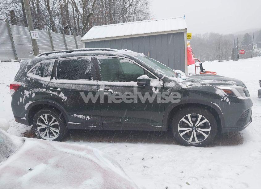 Photo 13 of 2022 Subaru Forester LIMITED (VIN JF2SKANC5NH426711)