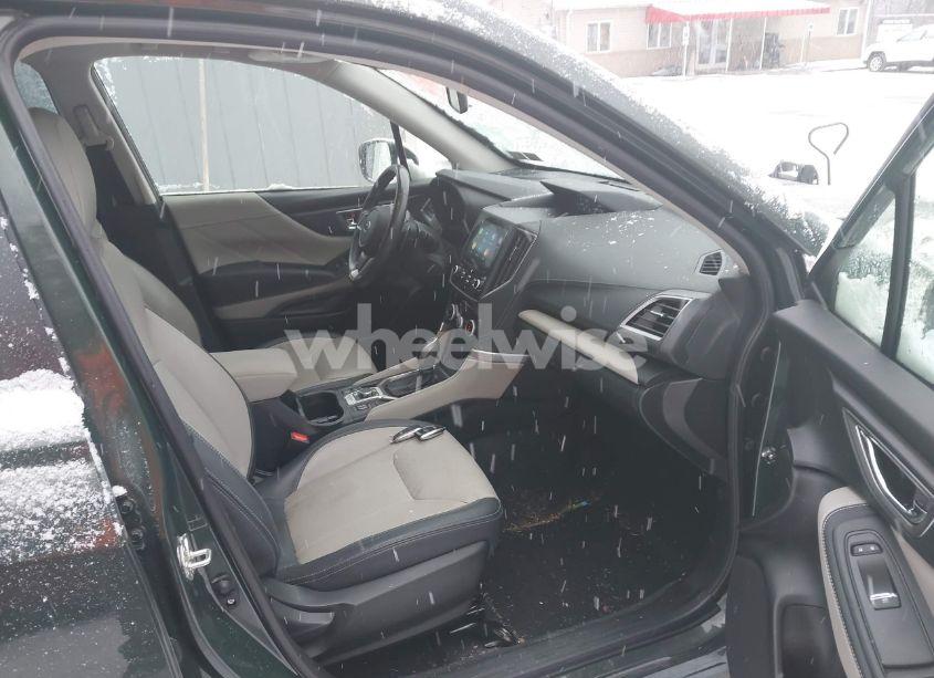 Photo 5 of 2022 Subaru Forester LIMITED (VIN JF2SKANC5NH426711)