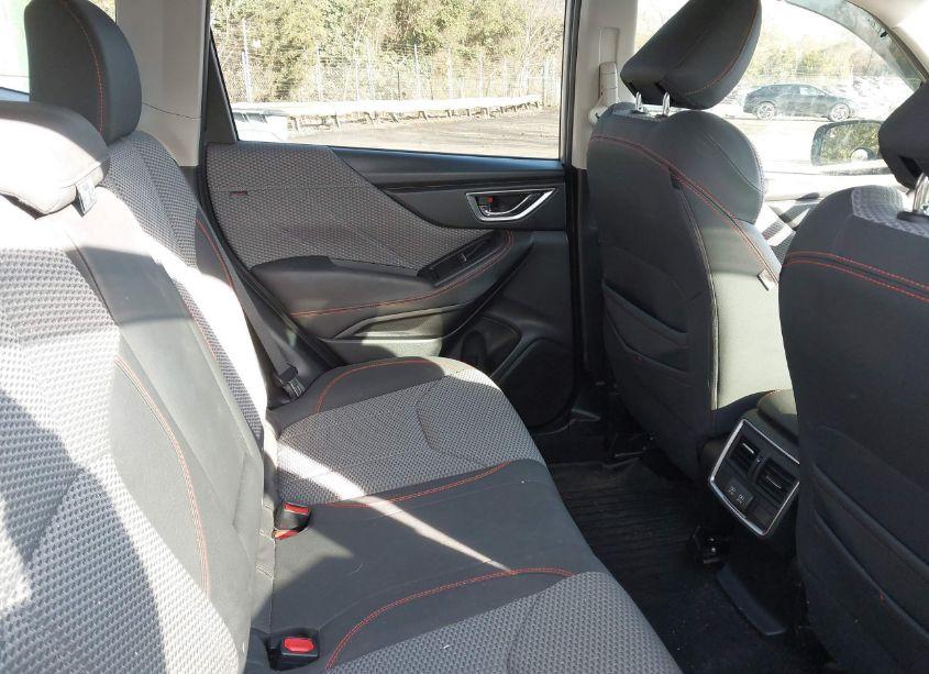 Photo 8 of 2019 Subaru Forester SPORT (VIN JF2SKAPC0KH430013)