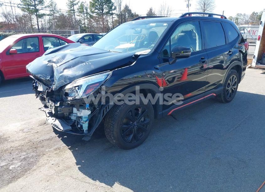 Photo 2 of 2019 Subaru Forester SPORT (VIN JF2SKAPC0KH509830)