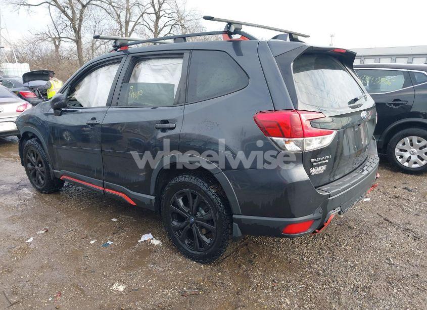 Photo 3 of 2019 Subaru Forester SPORT (VIN JF2SKAPC0KH525025)