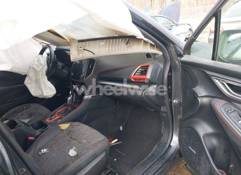 Photo 5 of 2019 Subaru Forester SPORT (VIN JF2SKAPC0KH525025)