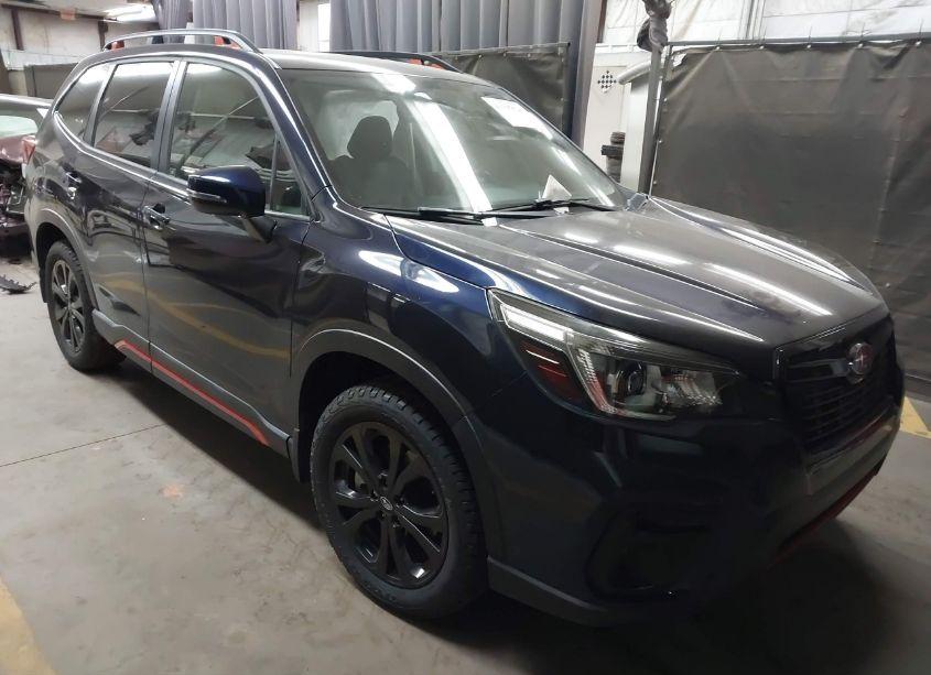 2019 Subaru Forester SPORT (VIN JF2SKAPC0KH552824) main photo