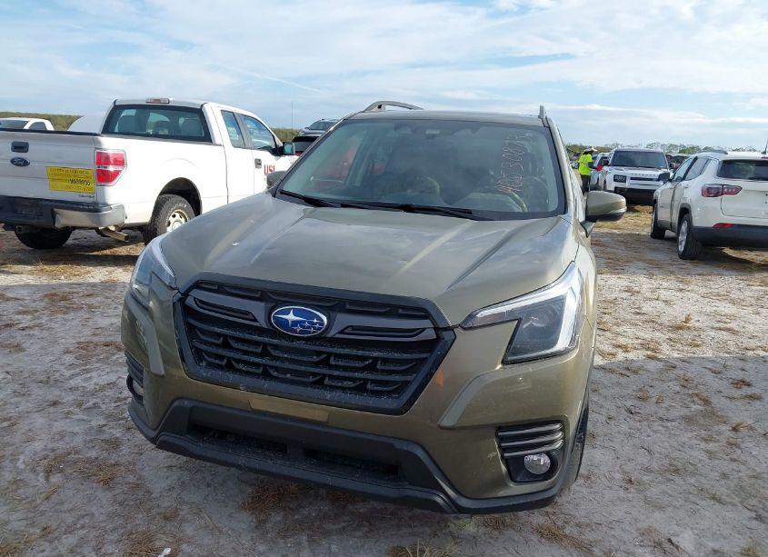 Photo 12 of 2022 Subaru Forester LIMITED (VIN JF2SKAPC0NH414706)