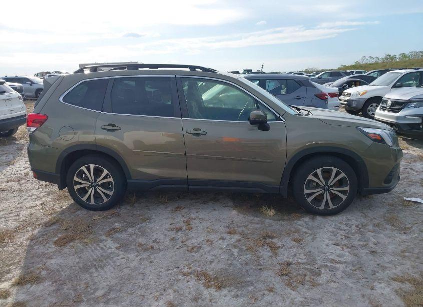 Photo 13 of 2022 Subaru Forester LIMITED (VIN JF2SKAPC0NH414706)