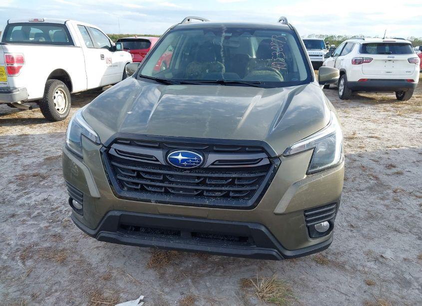 Photo 6 of 2022 Subaru Forester LIMITED (VIN JF2SKAPC0NH414706)