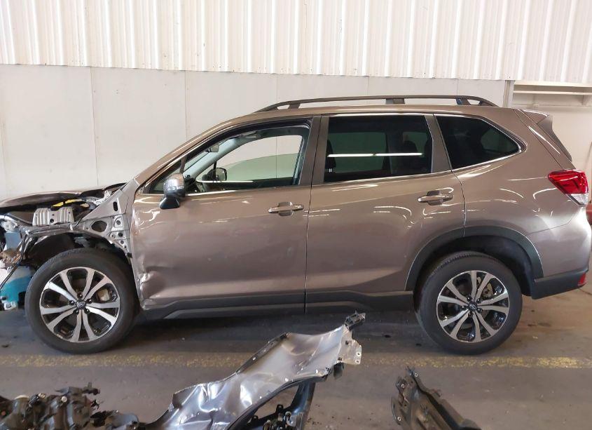 Photo 15 of 2023 Subaru Forester LIMITED (VIN JF2SKAPC0PH521080)