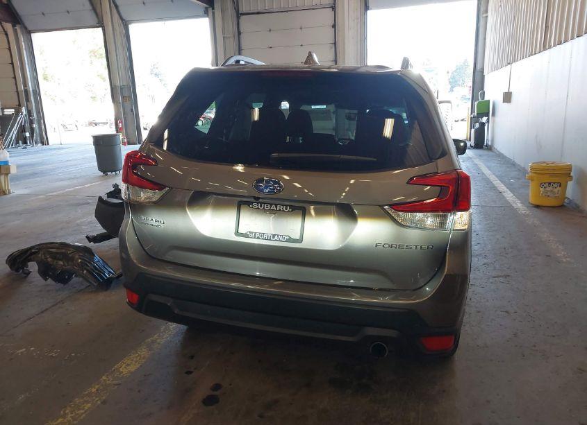 Photo 17 of 2023 Subaru Forester LIMITED (VIN JF2SKAPC0PH521080)