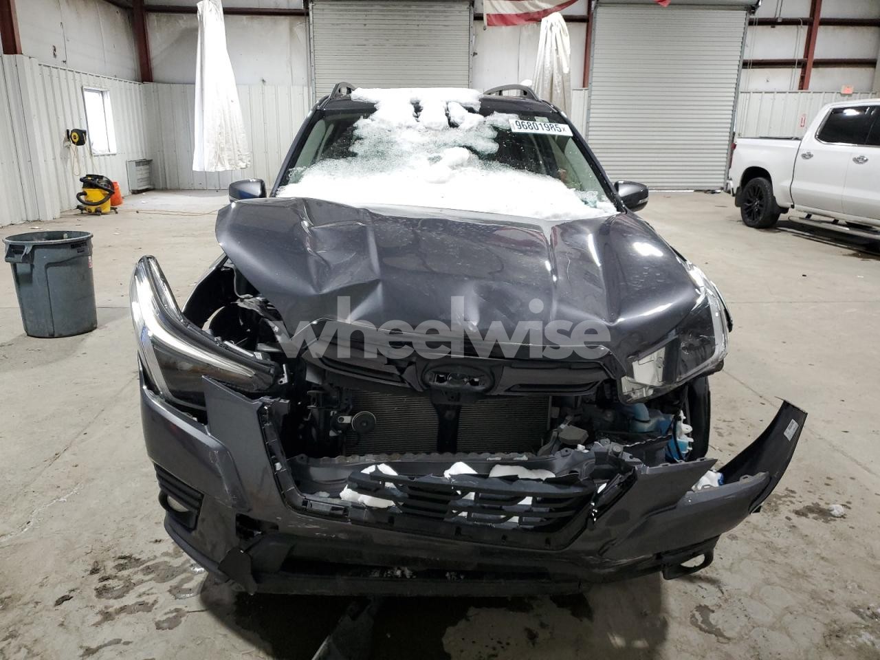 Photo 5 of 2022 SUBARU FORESTER LIMITED (VIN JF2SKAPC2NH472073)