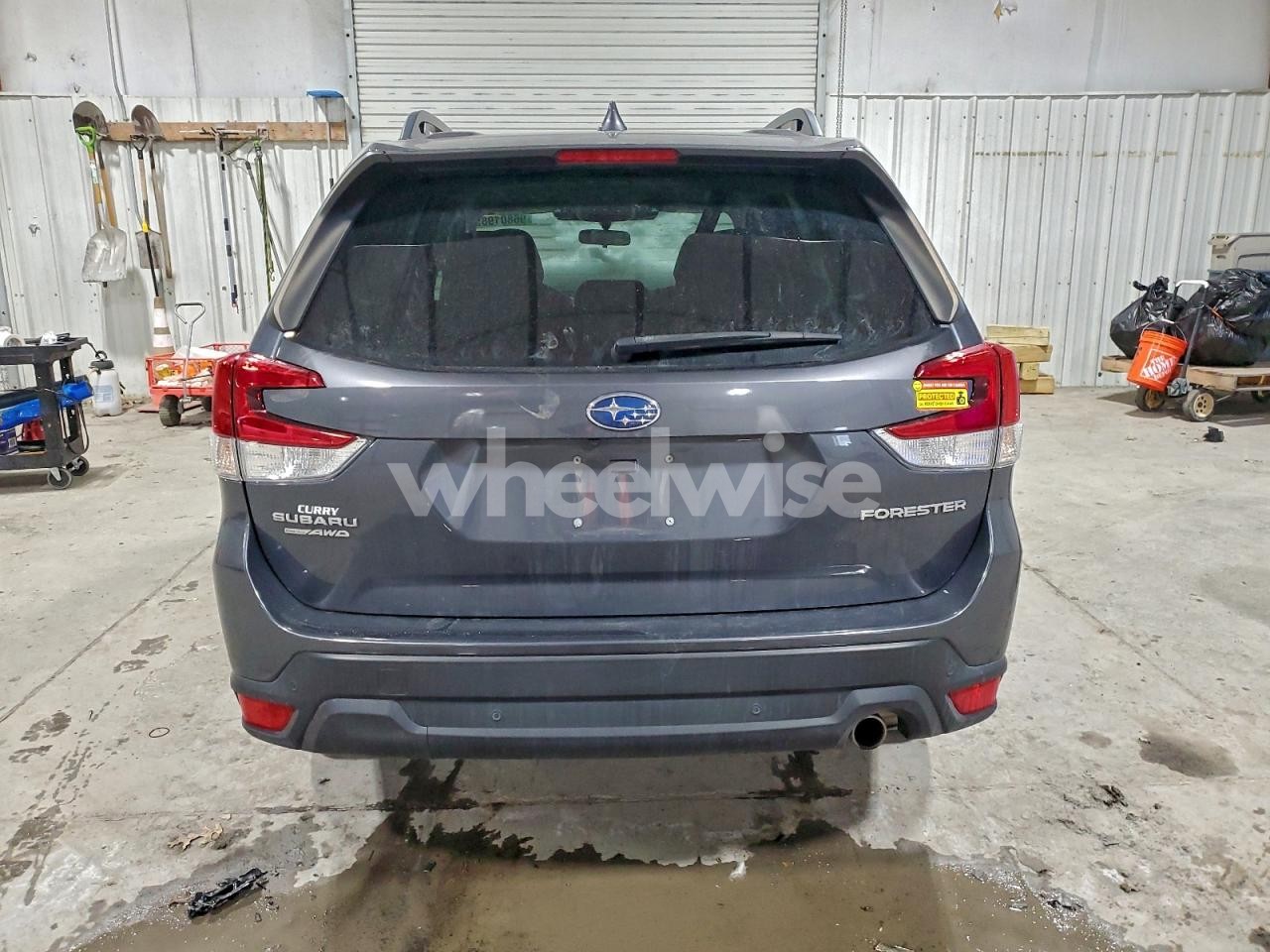 Photo 6 of 2022 SUBARU FORESTER LIMITED (VIN JF2SKAPC2NH472073)