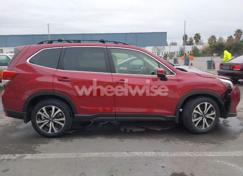 Photo 13 of 2022 Subaru Forester LIMITED (VIN JF2SKAPC2NH477502)