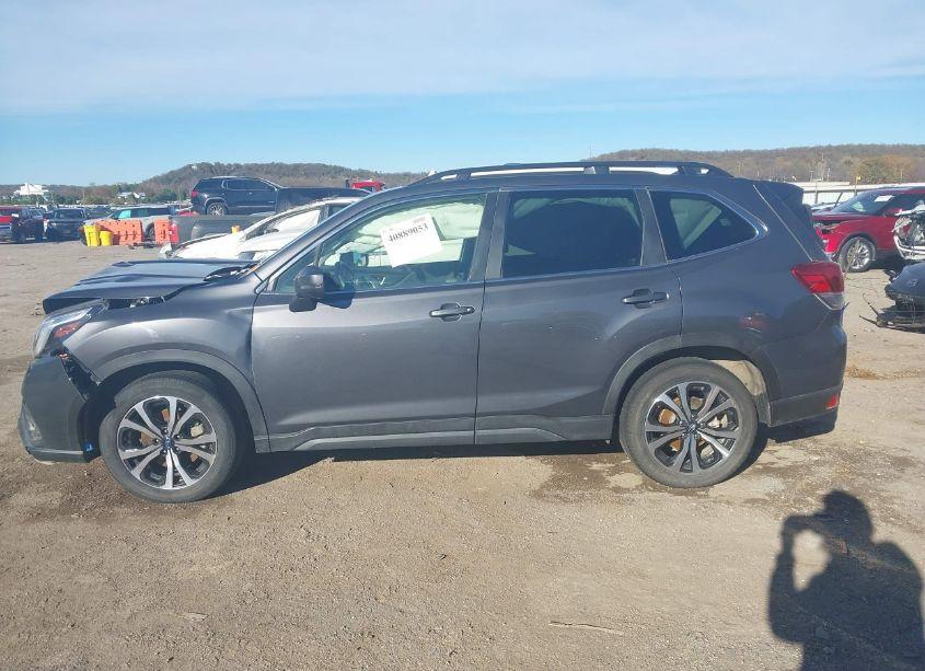 Photo 14 of 2022 Subaru Forester LIMITED (VIN JF2SKAPC3NH500835)