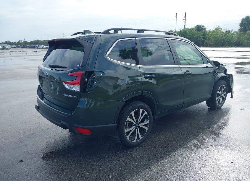 Photo 4 of 2022 Subaru Forester LIMITED (VIN JF2SKAPC3NH503301)