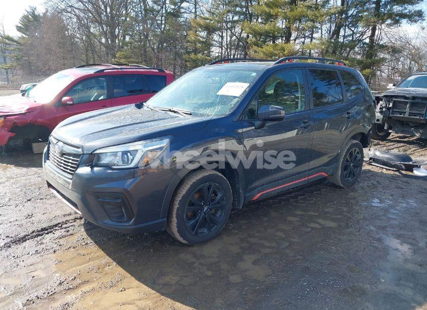 Photo 2 of 2019 Subaru Forester SPORT (VIN JF2SKAPC4KH542264)