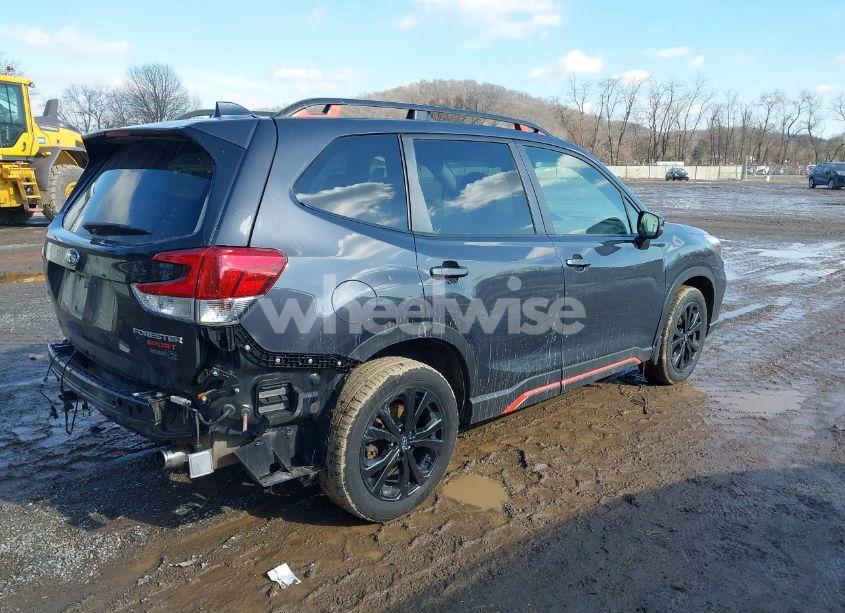 Photo 4 of 2019 Subaru Forester SPORT (VIN JF2SKAPC4KH542264)