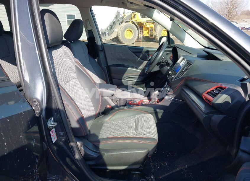 Photo 5 of 2019 Subaru Forester SPORT (VIN JF2SKAPC4KH542264)