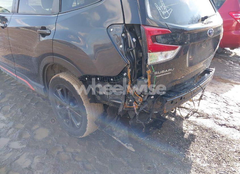 Photo 6 of 2019 Subaru Forester SPORT (VIN JF2SKAPC4KH542264)