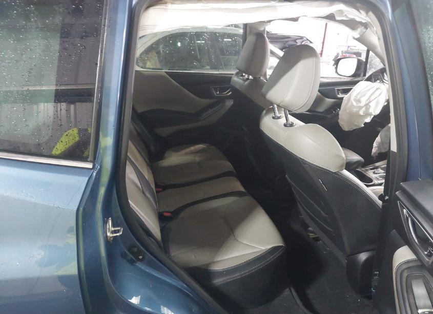Photo 8 of 2022 Subaru Forester LIMITED (VIN JF2SKAPC5NH400770)