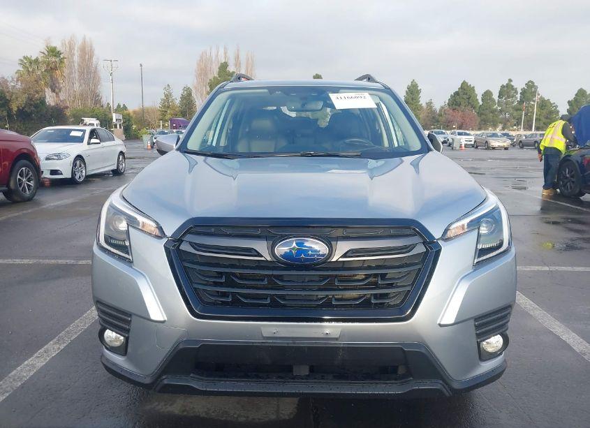 Photo 12 of 2022 Subaru Forester LIMITED (VIN JF2SKAPC5NH431081)