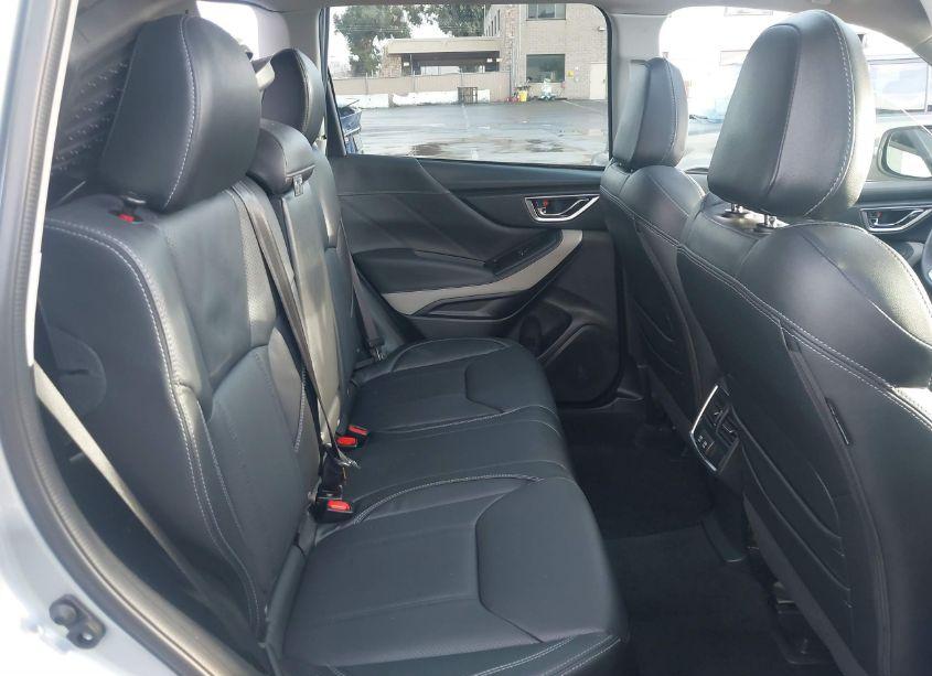 Photo 8 of 2022 Subaru Forester LIMITED (VIN JF2SKAPC5NH431081)