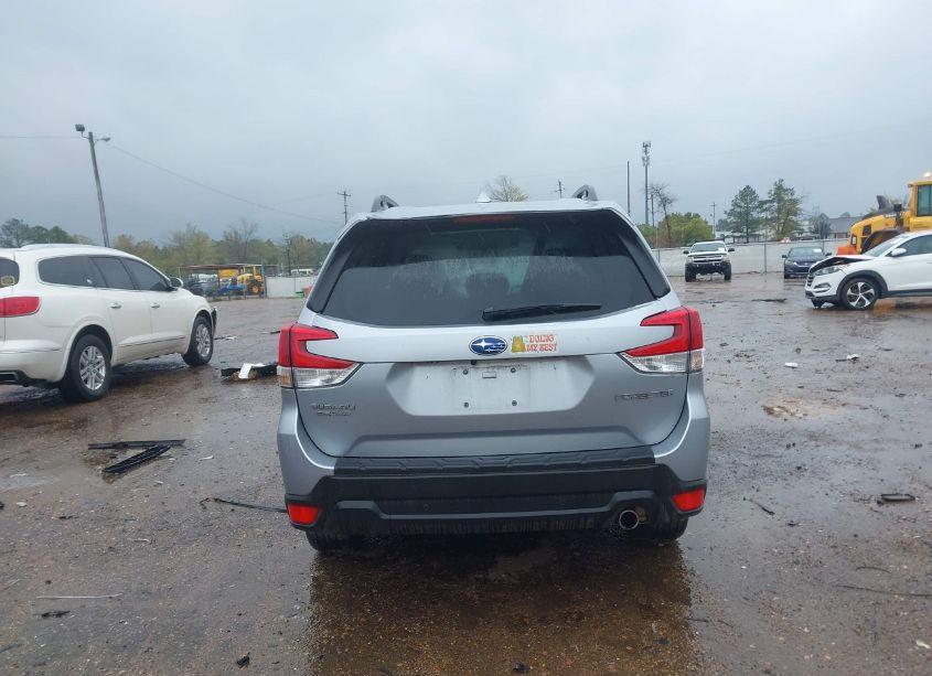 Photo 16 of 2023 Subaru Forester LIMITED (VIN JF2SKAPC5PH516568)