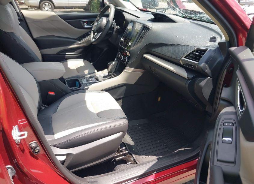 Photo 5 of 2023 Subaru Forester LIMITED (VIN JF2SKAPC5PH516795)