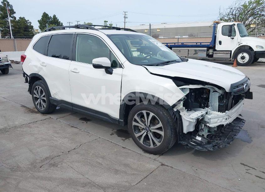 2022 Subaru Forester LIMITED (VIN JF2SKAPC6NH433308) main photo